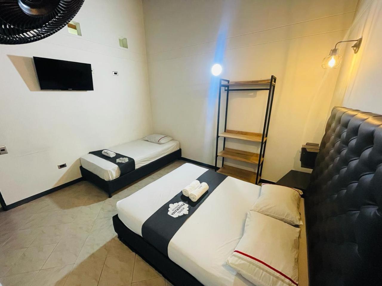 Hotel Panorama 麦德林 外观 照片