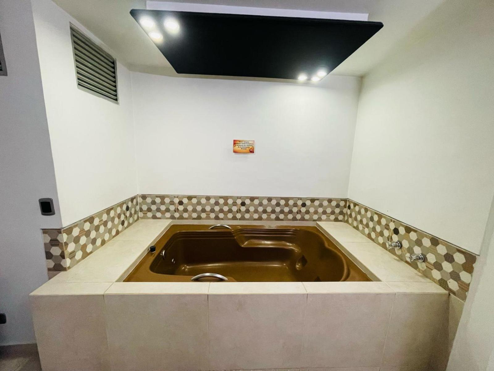 Hotel Panorama 麦德林 外观 照片