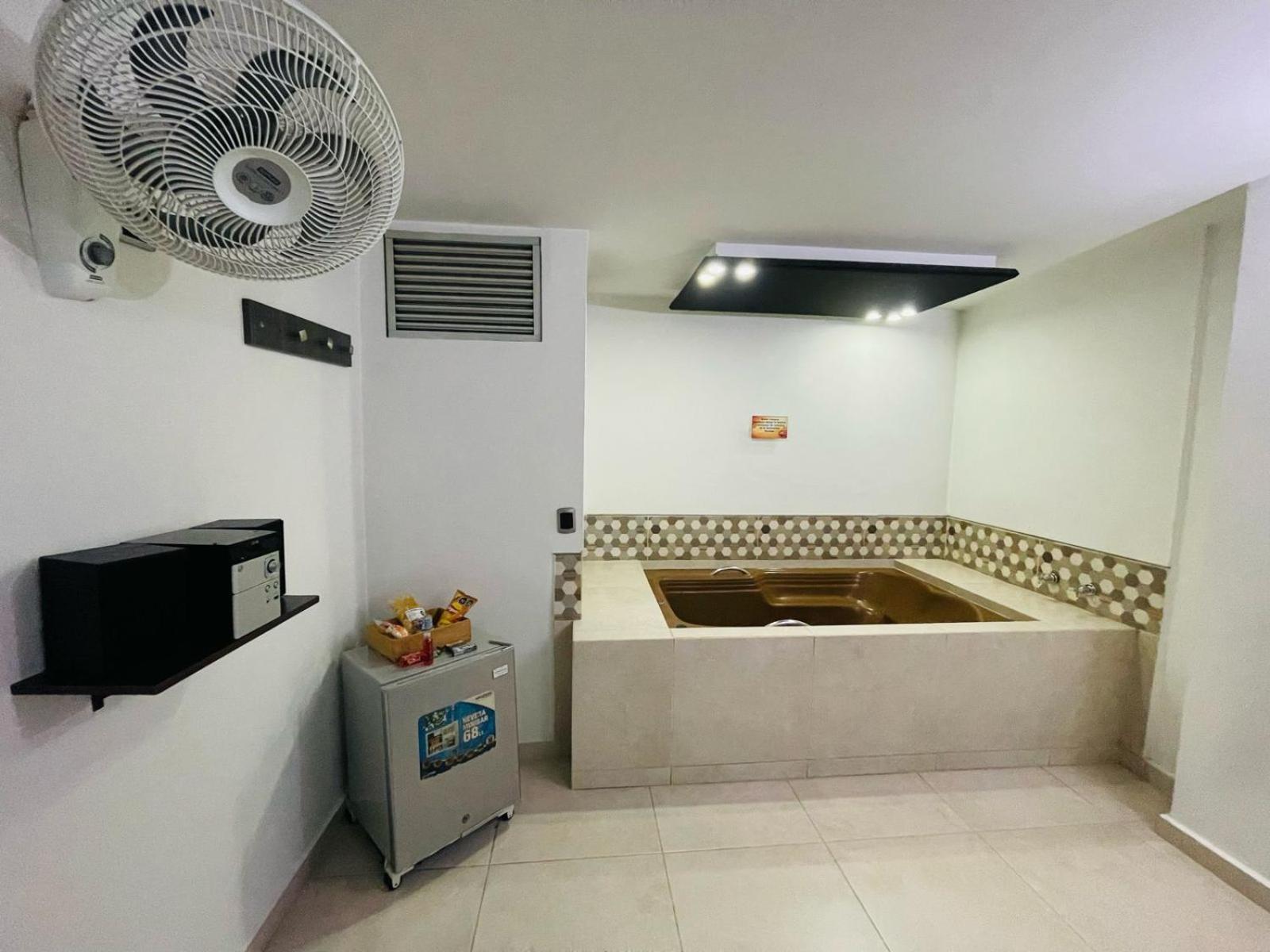 Hotel Panorama 麦德林 外观 照片
