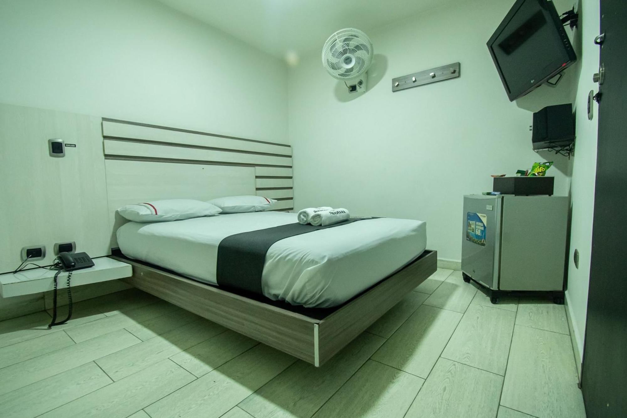 Hotel Panorama 麦德林 外观 照片