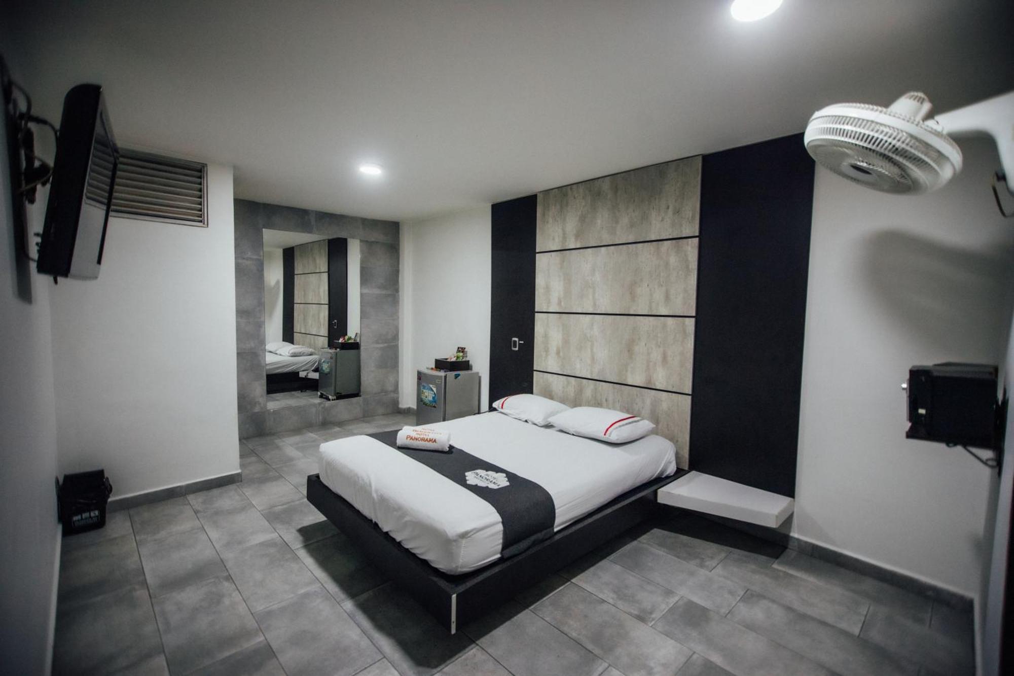 Hotel Panorama 麦德林 外观 照片