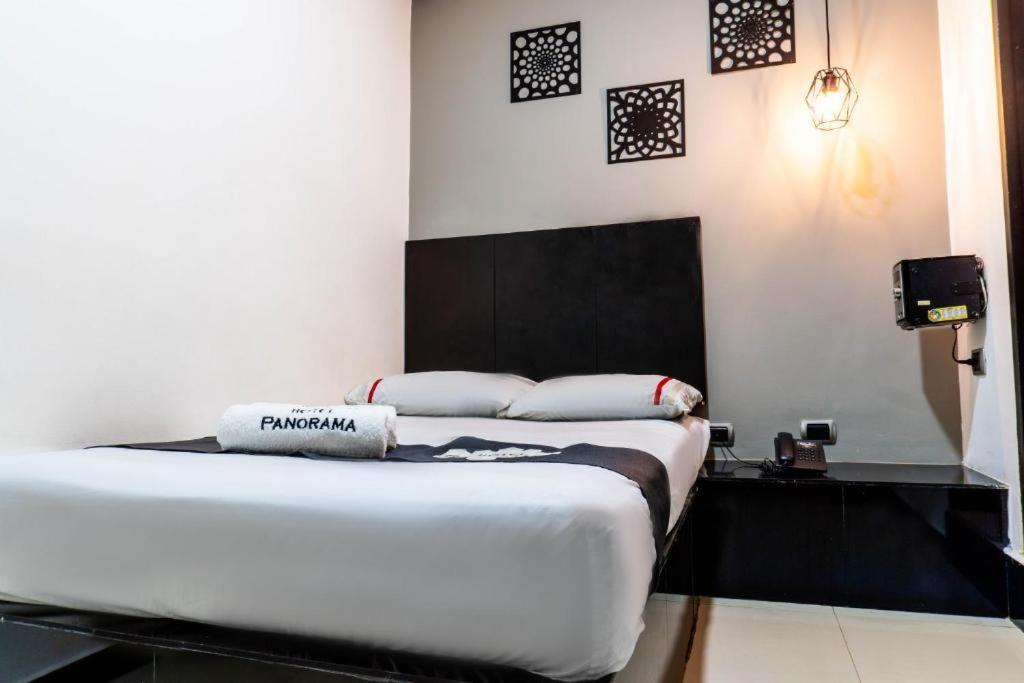 Hotel Panorama 麦德林 外观 照片