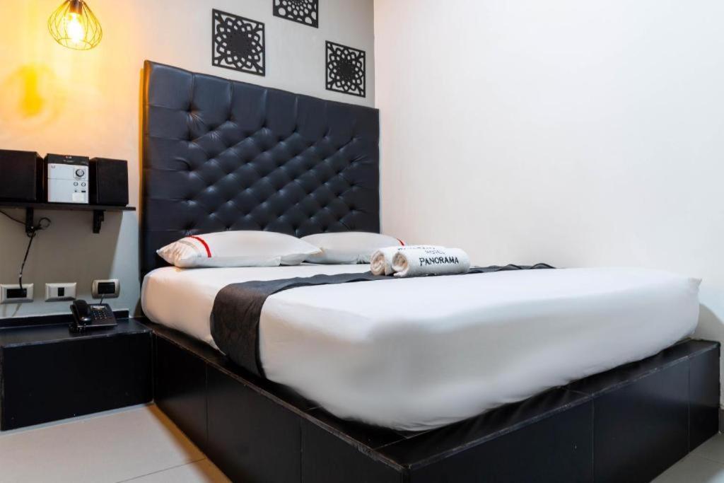 Hotel Panorama 麦德林 外观 照片